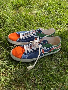 Florida Gator Sneakers by Row One! GREAT CONDITION. Worn only a few times!